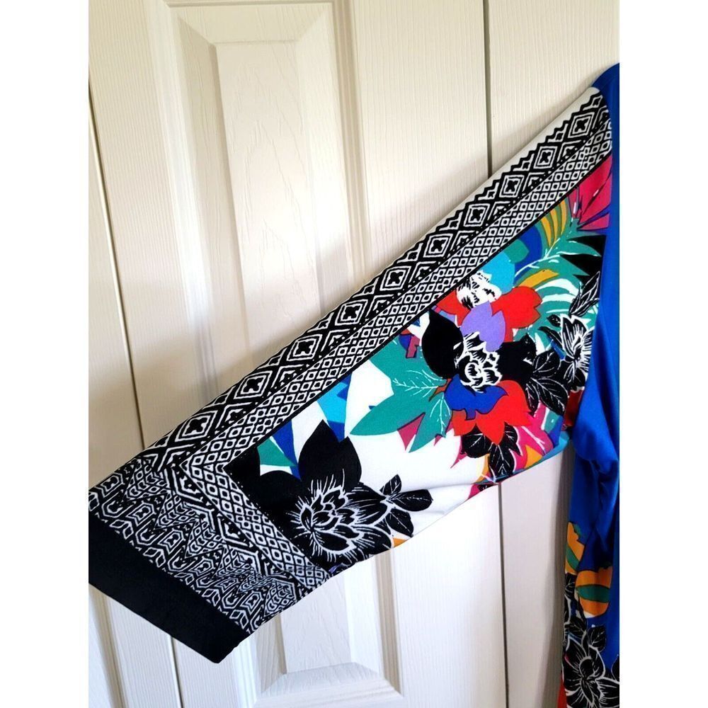 MELISSA PAIGE 1X Multicolor Geometric Print-Liquid Knit Women's Sz 1X Tunic Top - Picture 3 of 5